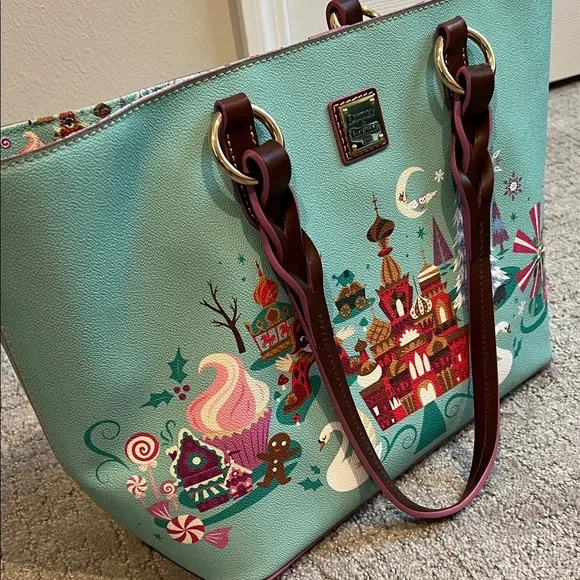 Dooney & Bourke Nutcracker tote bag Disney - Picture 11 of 11